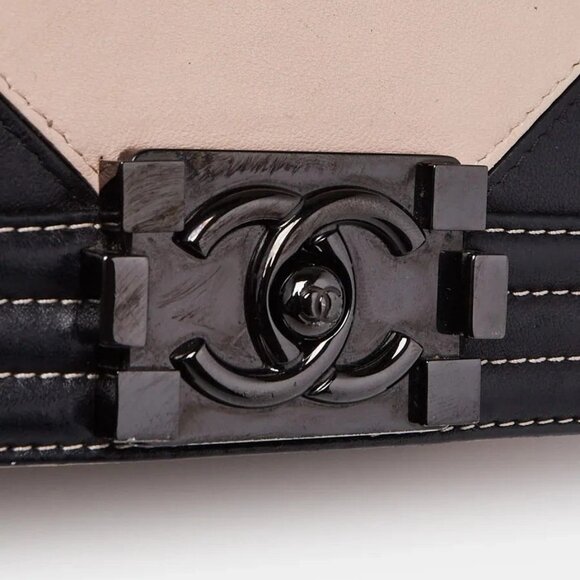 Chanel Bi-Color Beige/Black Leather Medium Boy Bag - Picture 5 of 12